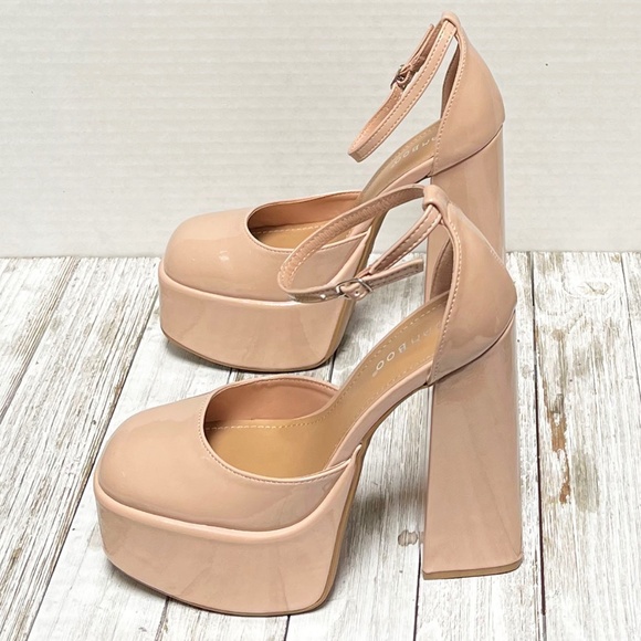 New Nude Mary Jane Platform Chunky Heel Pumps - Picture 6 of 7